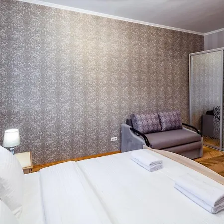 Alfa Svobody 31 Lägenhet *