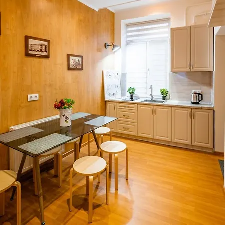 Alfa Svobody 31 Lägenhet Lviv